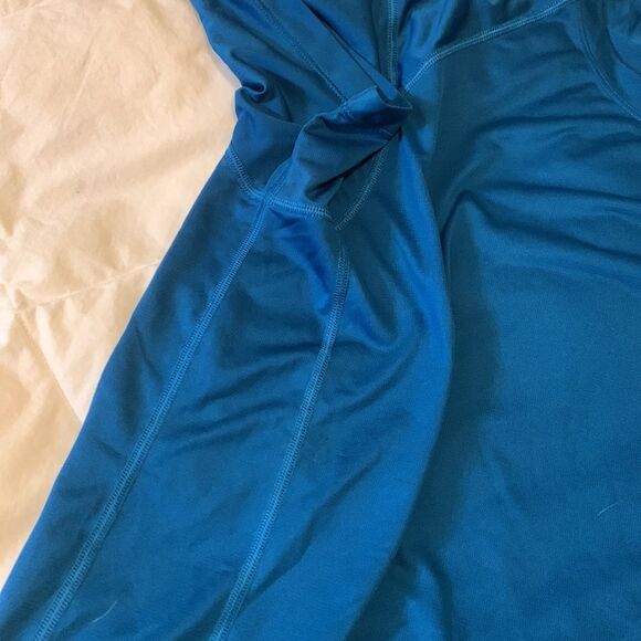 MOUNTAIN HARDWEAR, workout T, light and breathable, men’s large, aqua blue - Picture 4 of 14